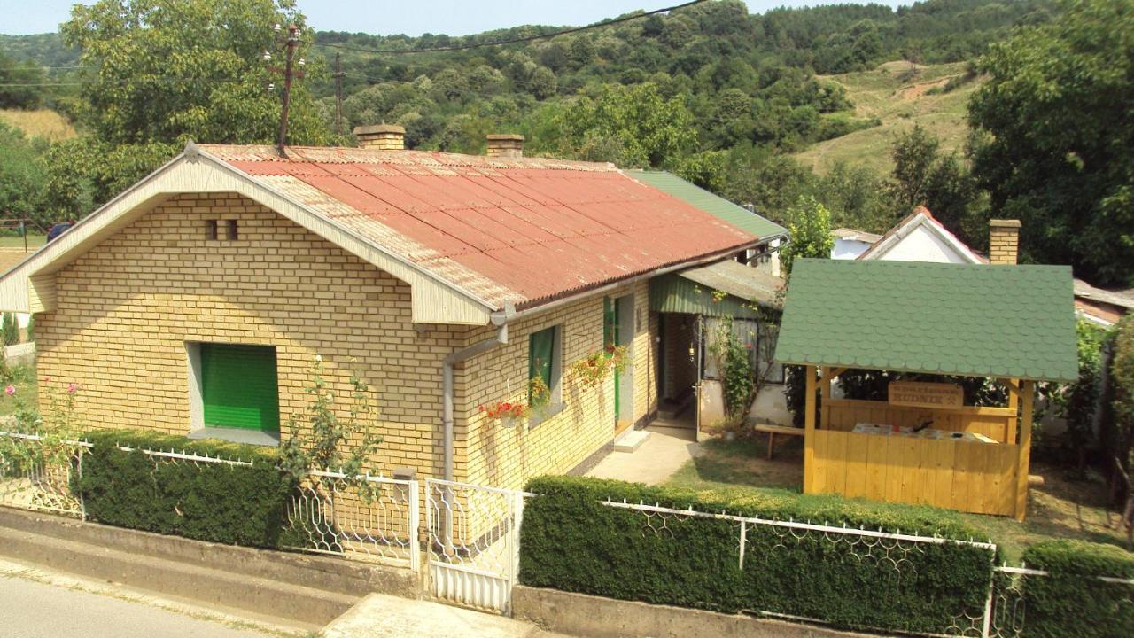 Apartman Rudnik Vrdnik Dış mekan fotoğraf